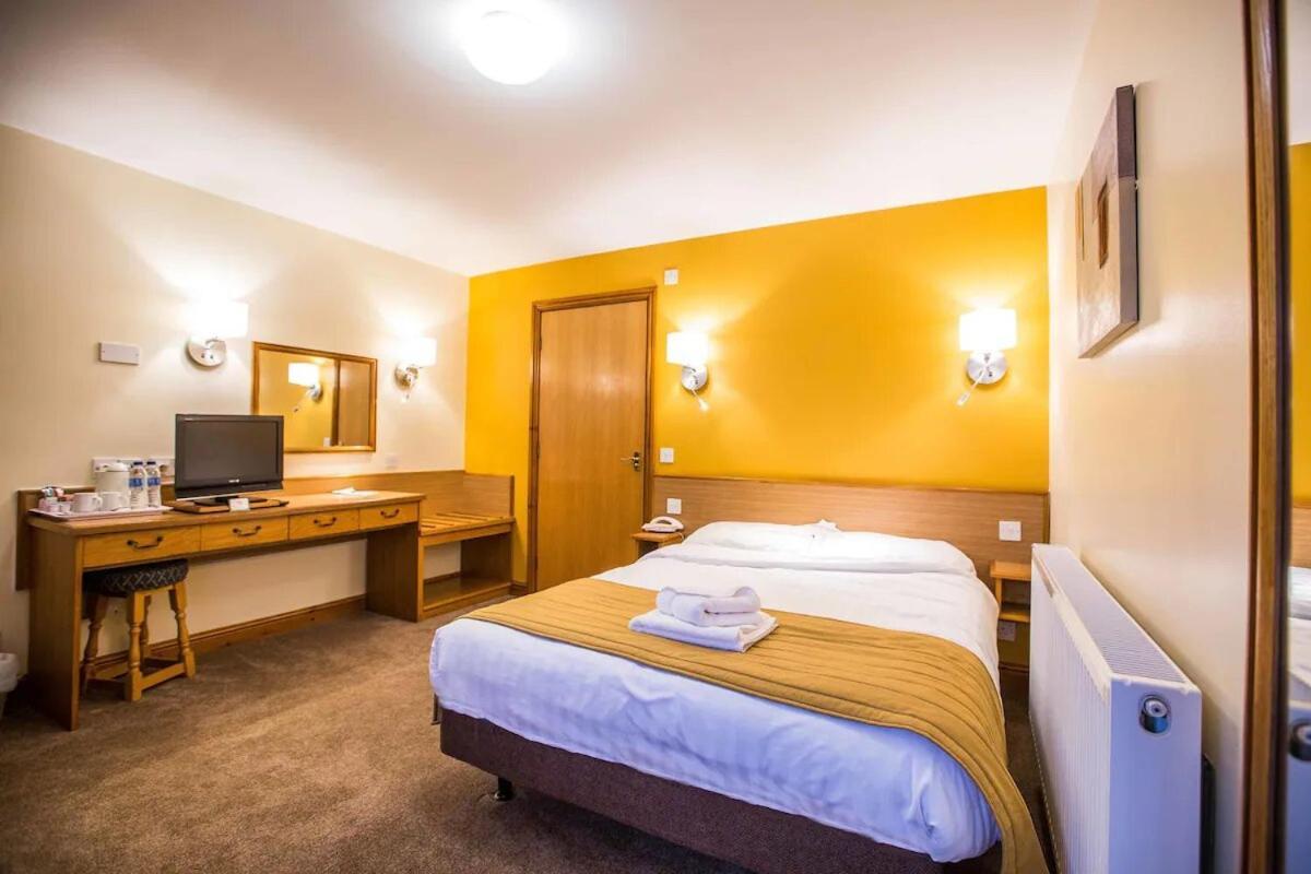 Stoke-on-Trent Tollgate Hotel & Leisure מראה חיצוני תמונה