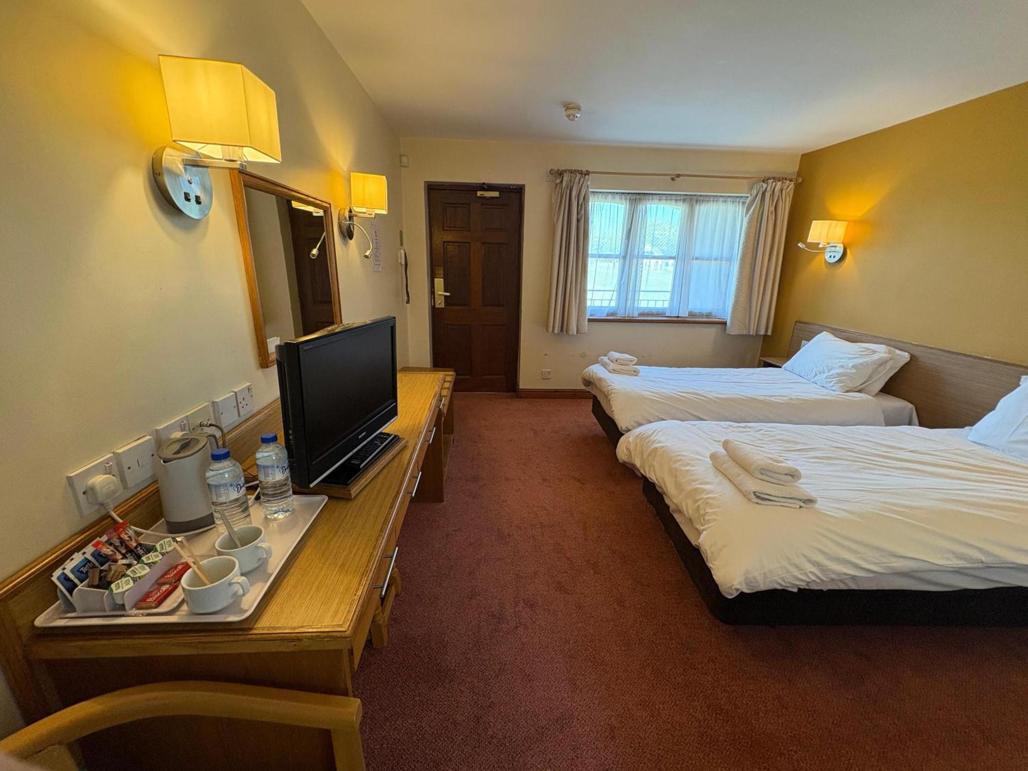 Stoke-on-Trent Tollgate Hotel & Leisure מראה חיצוני תמונה